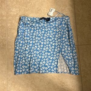 Floral print mini skirt
